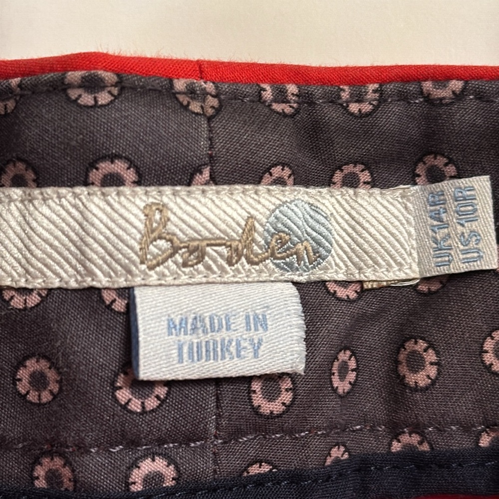 Boden Richmond 7/8 trousers Red Size 10R - Picture 3 of 5